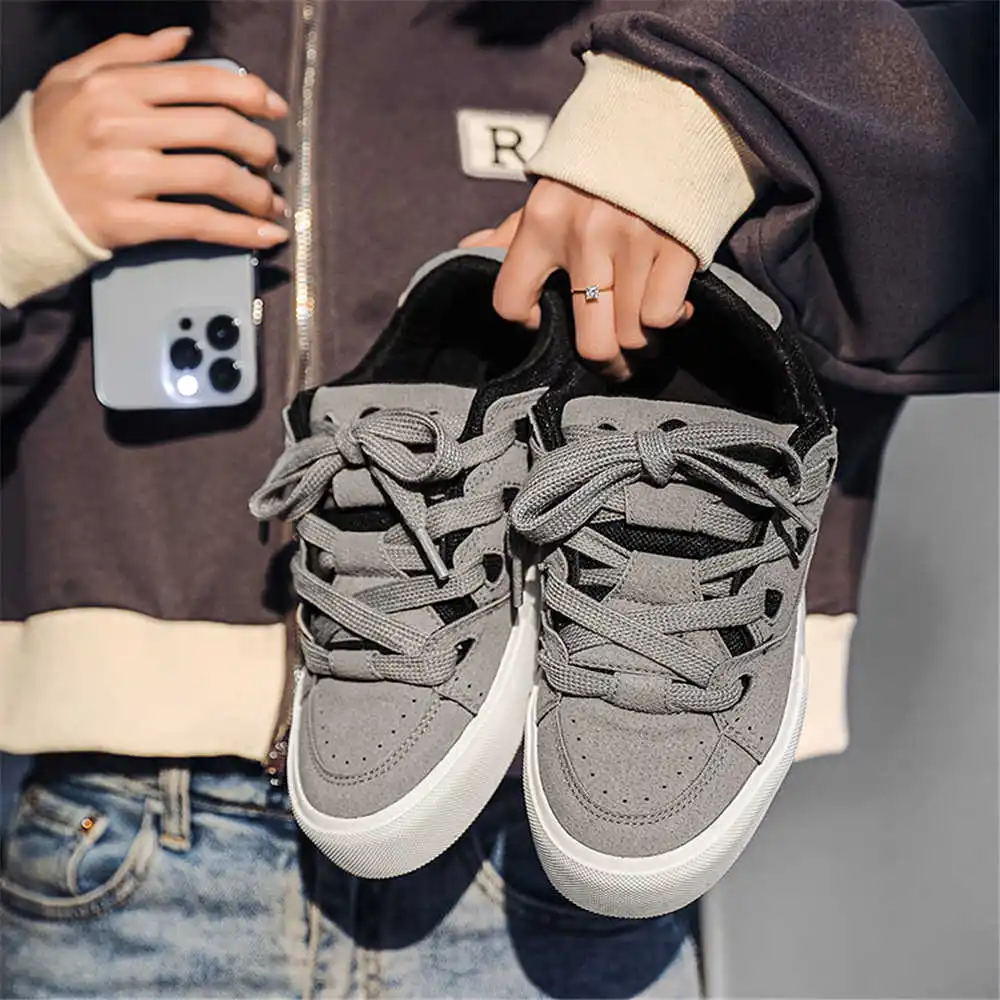 Con cordones, zapatos escolare - Home Gym Cost reseña y precio