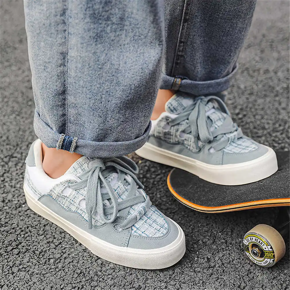 Con cordones, zapatos escolare - Home Gym Cost reseña y precio